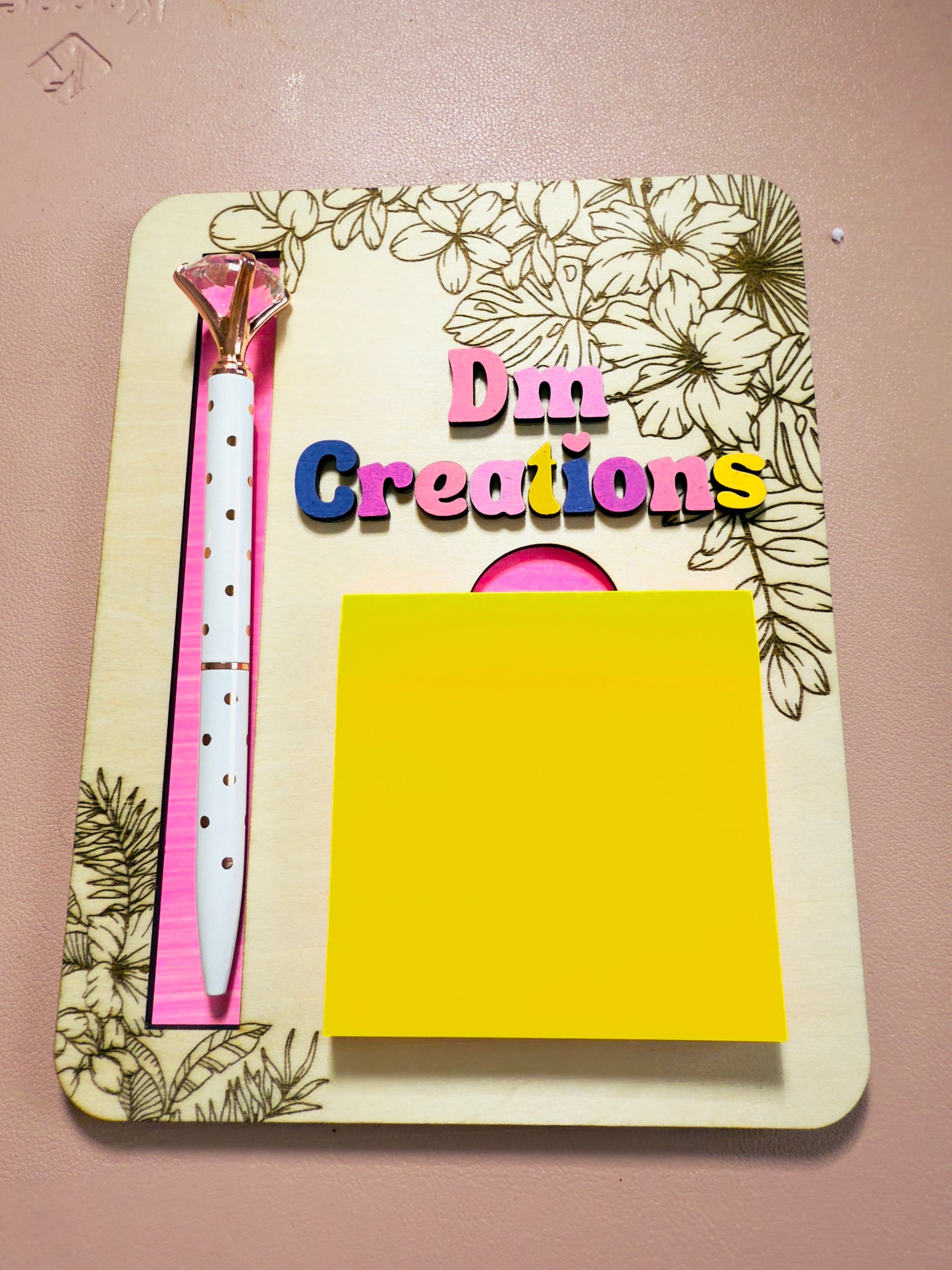 Porta Notas de Madera Personalizado – Ideal para Escritorio, Marcas o Regalo